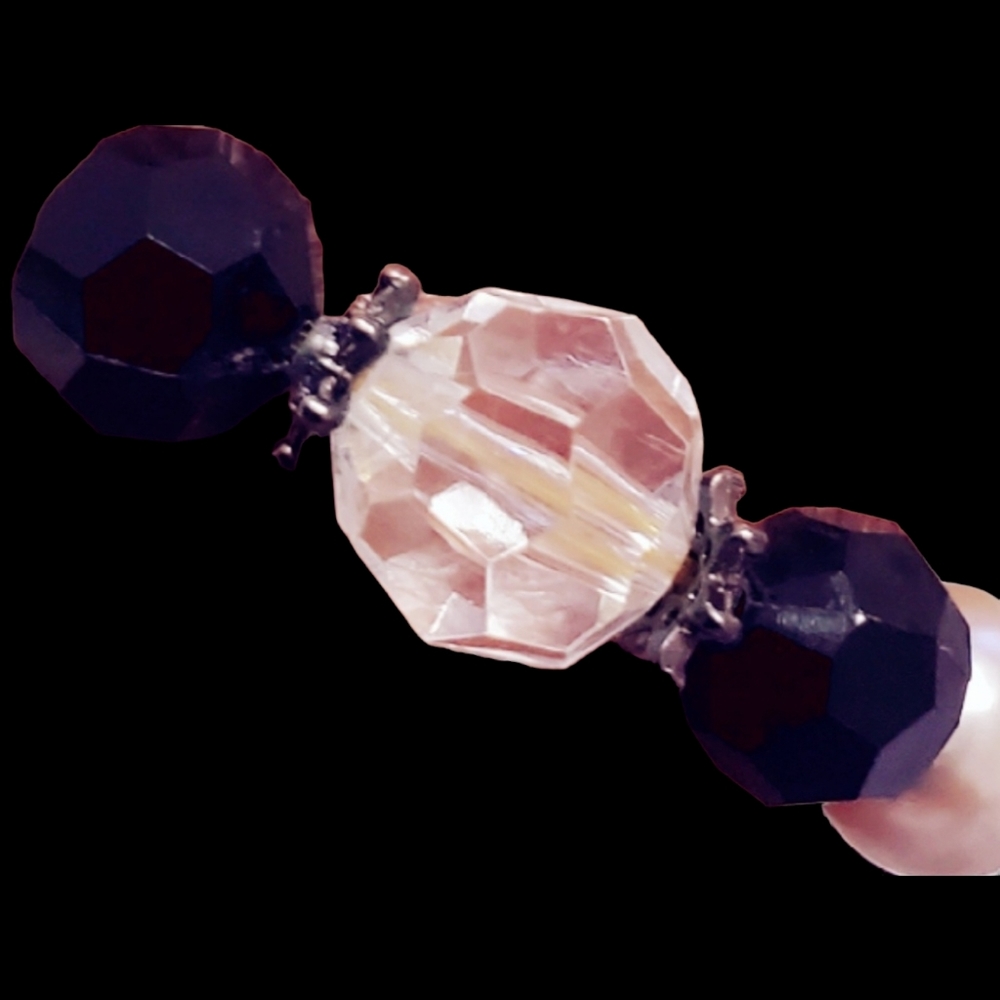 VINTAGE Bracelet, Beads, Crystals & Pearls. Circa 1980's